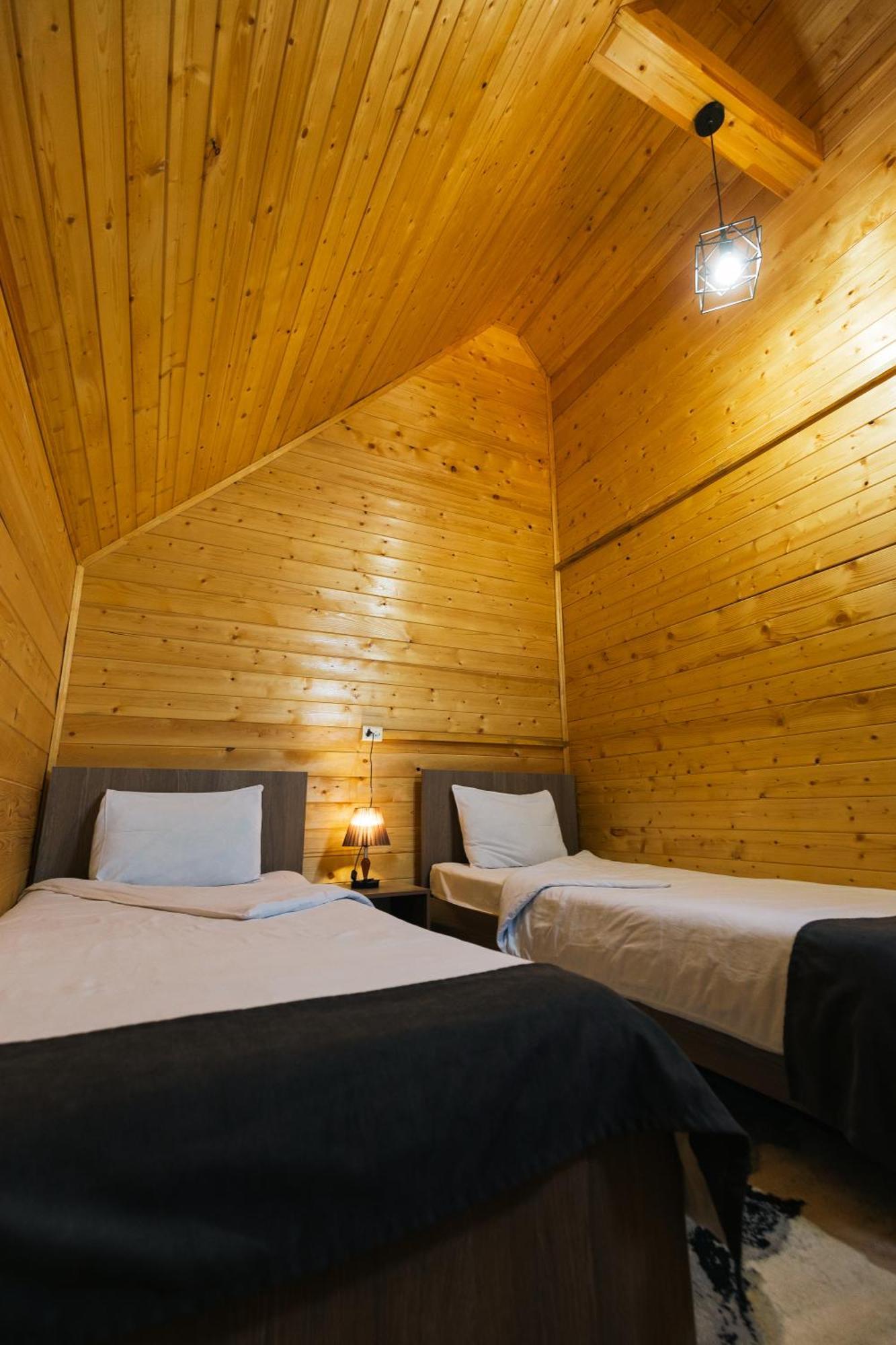 Everest Rest House Cachkadzor Zewnętrze zdjęcie