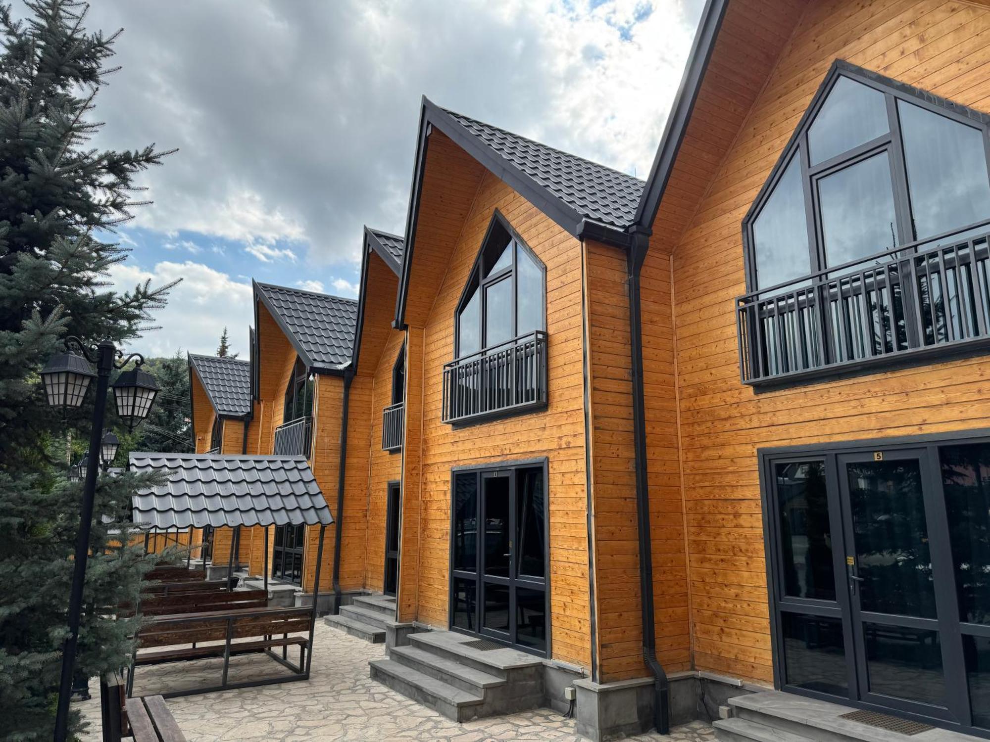 Everest Rest House Cachkadzor Zewnętrze zdjęcie